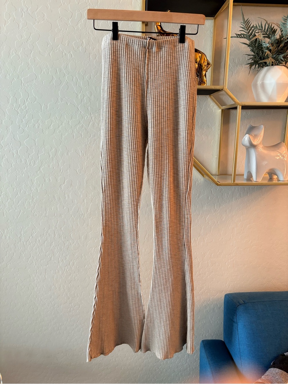 The Kript Ribbed Flare Knit Pants size large L